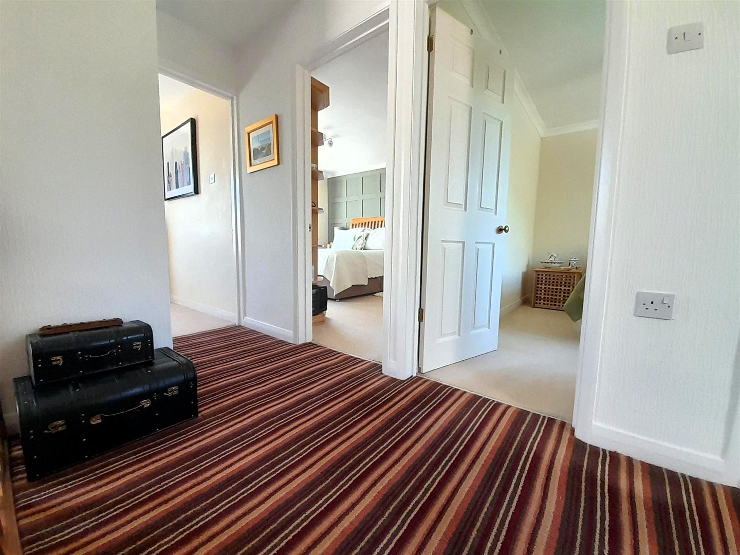Hilltop, Llanelli, SA14 8DB